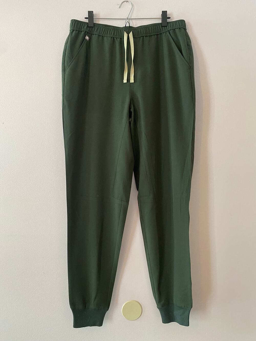 FIGS Green Tansen Jogger Scrub Pants Uniform Nurse Dr PO 2233 Men's size XL Tall